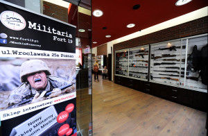 fotografia otwarcie sklepu militarnego